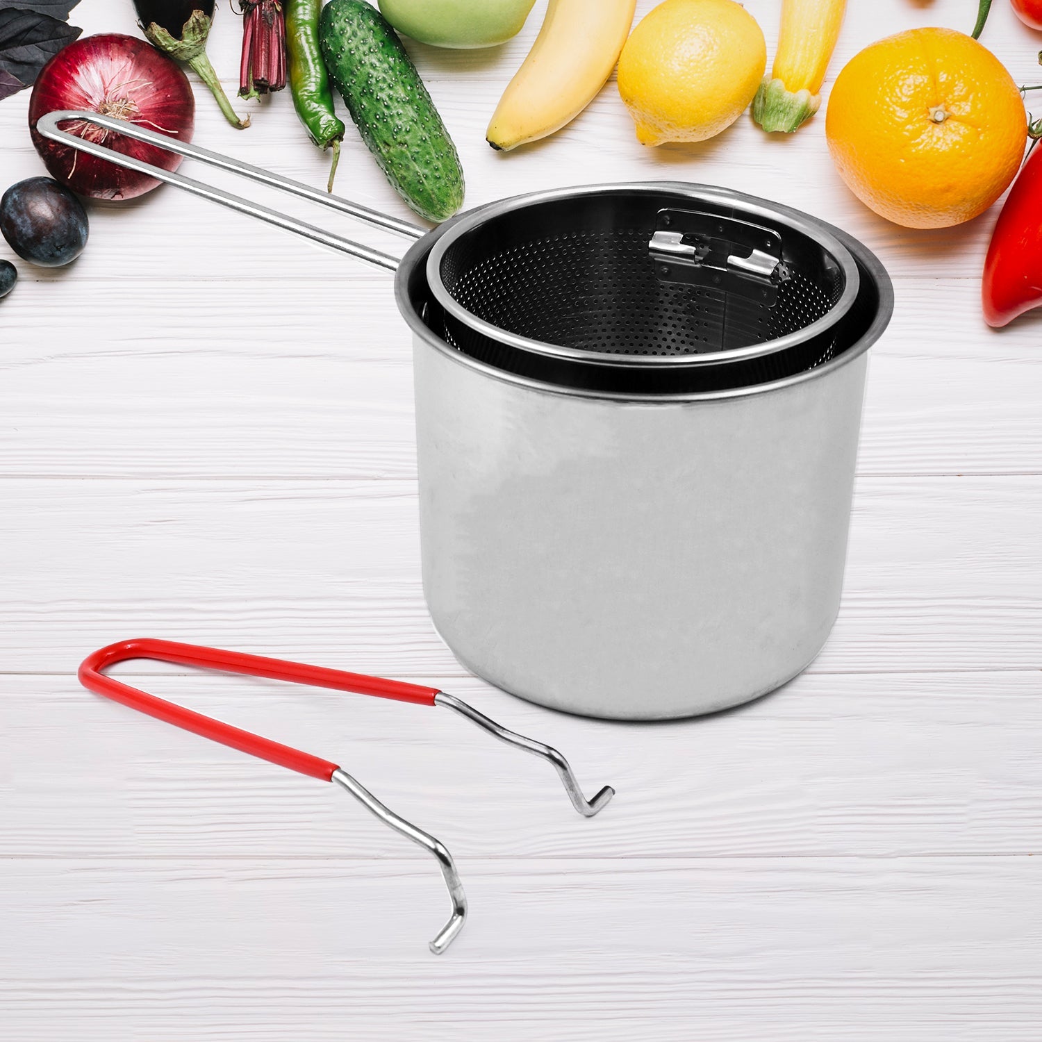 Small Deep Frying Pot With Strainer Basket (1200 ML))