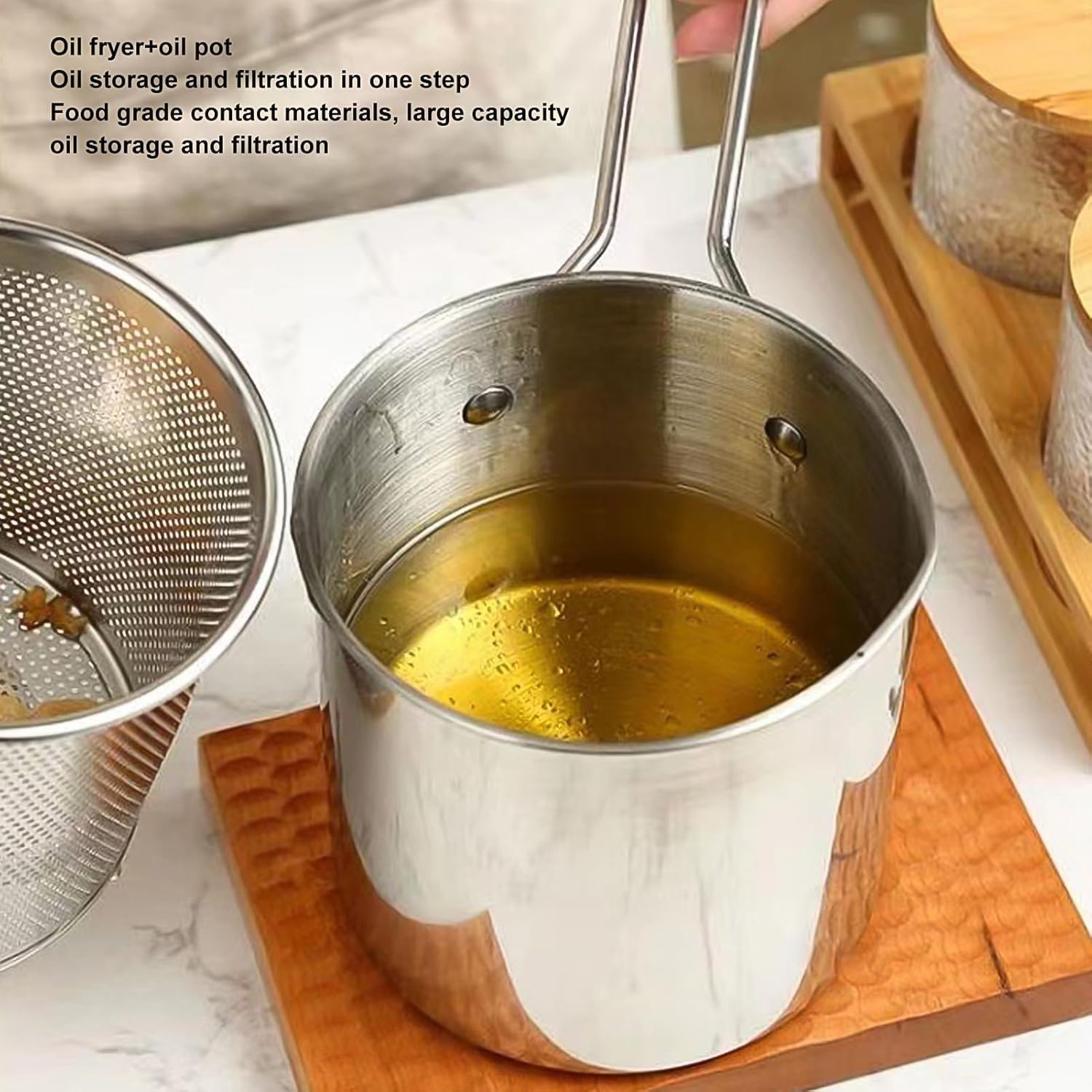 Small Deep Frying Pot With Strainer Basket (1200 ML))