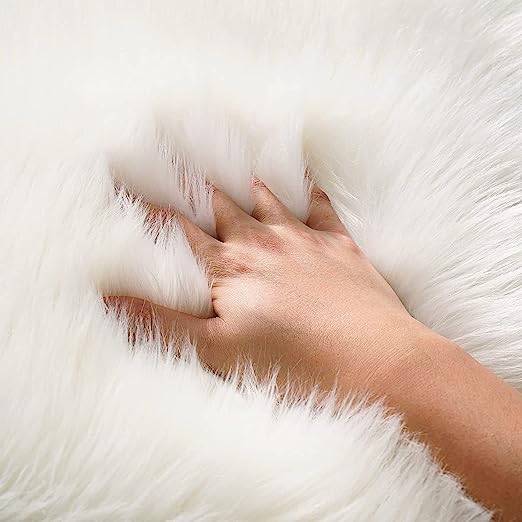 BEDROOM MAT FAUX FUR 60-90 CM