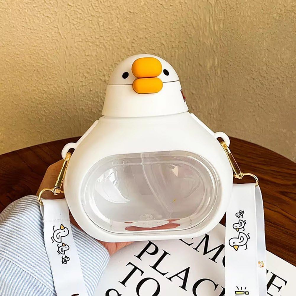650ml Kids Water Bottle Cute Duck Drinking Bottle Summer Large Capacity Drinking Cup with Straw Children Plastic Water Cup