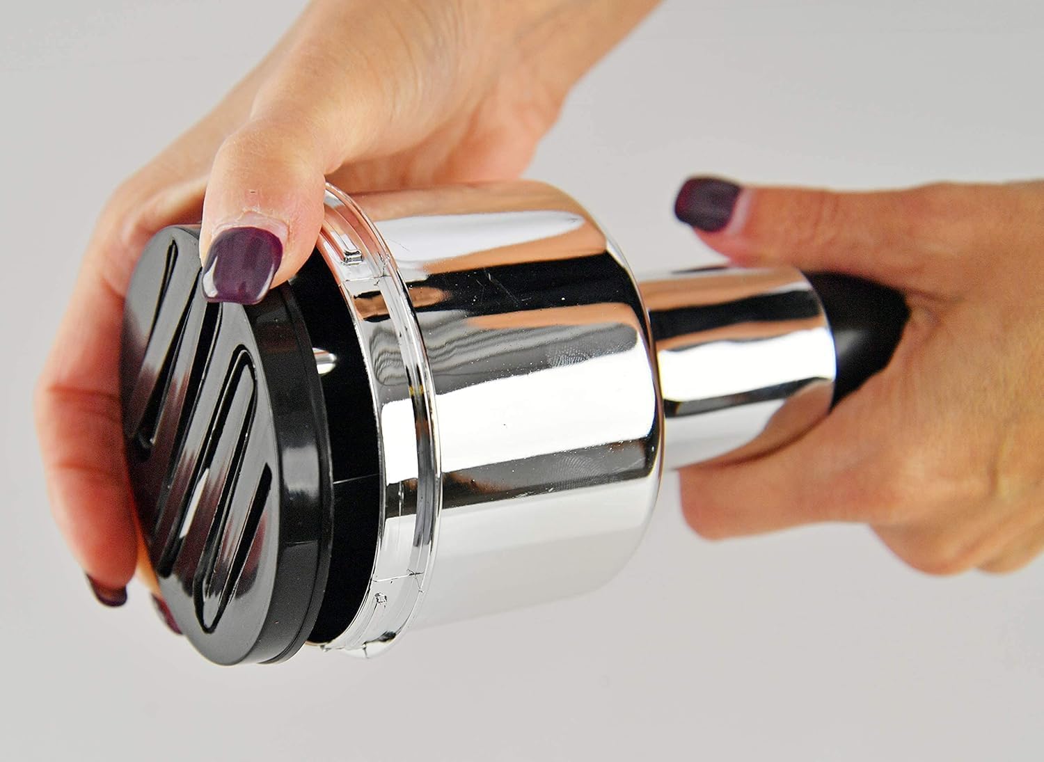 HAND PRESS ONION CRUSHER