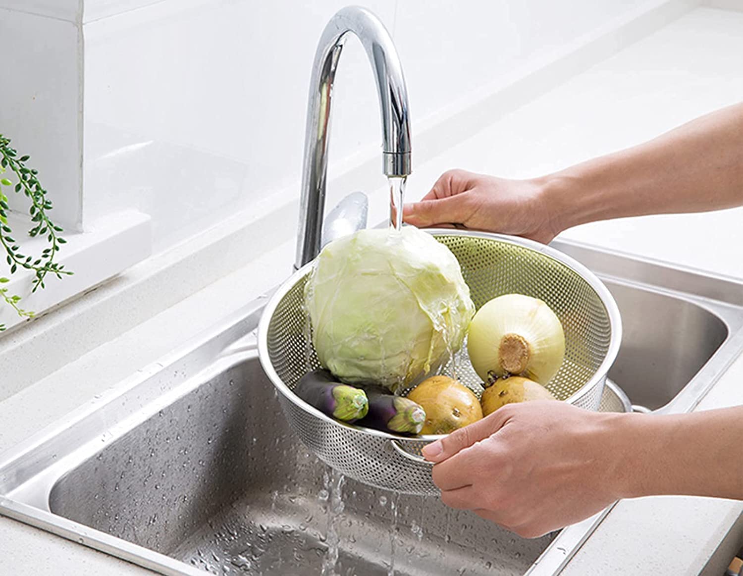 Drain Basket Steel Big Drip Tray Kitchen Drying Stand Mesh Sink Dish Rack Round Basket Mesh Fruits, Vegetable, Drainer Washer for Kitchen Drying Stand (30 x 20 x 8 Cm)