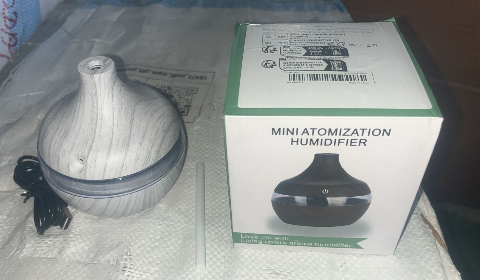 Mini Wooden Vase Pot Diffuser Cool Mist Atomization Humidifier (1 Pc) Dark